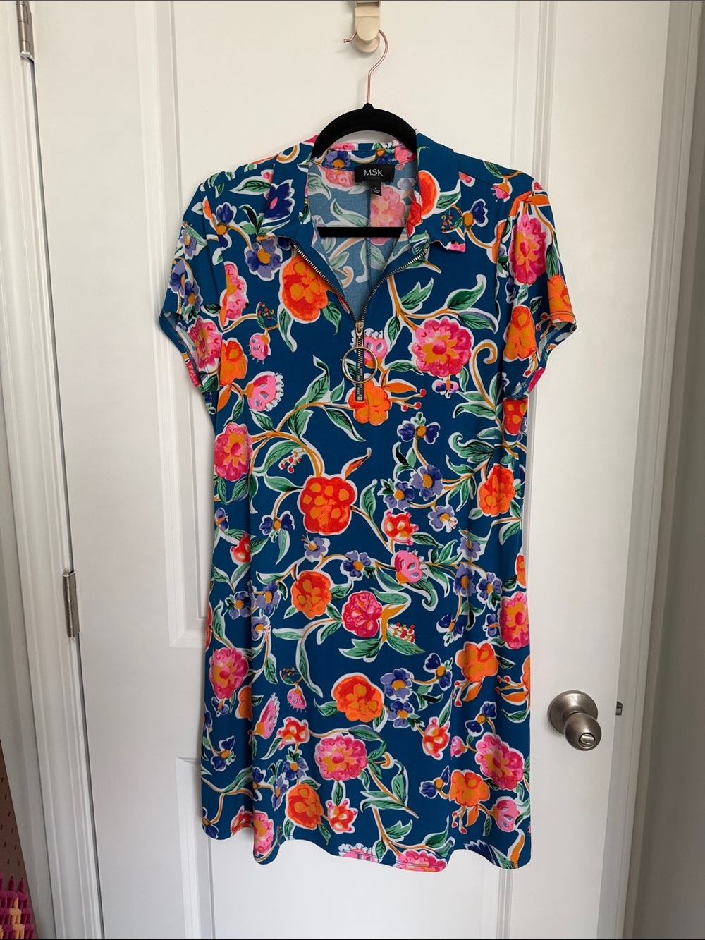 NWT MSK light navy Floral Short-Sleeve Zip Shift Dress